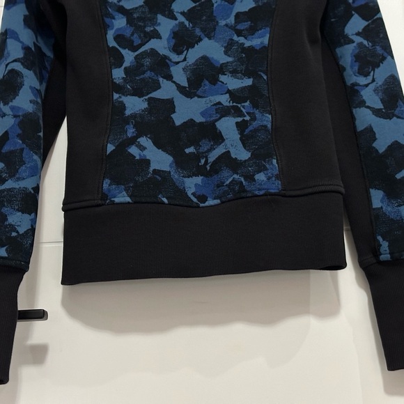 Lululemon: Women’s Full Zip Scuba Hoodie- Size 6 - Picture 2 of 12